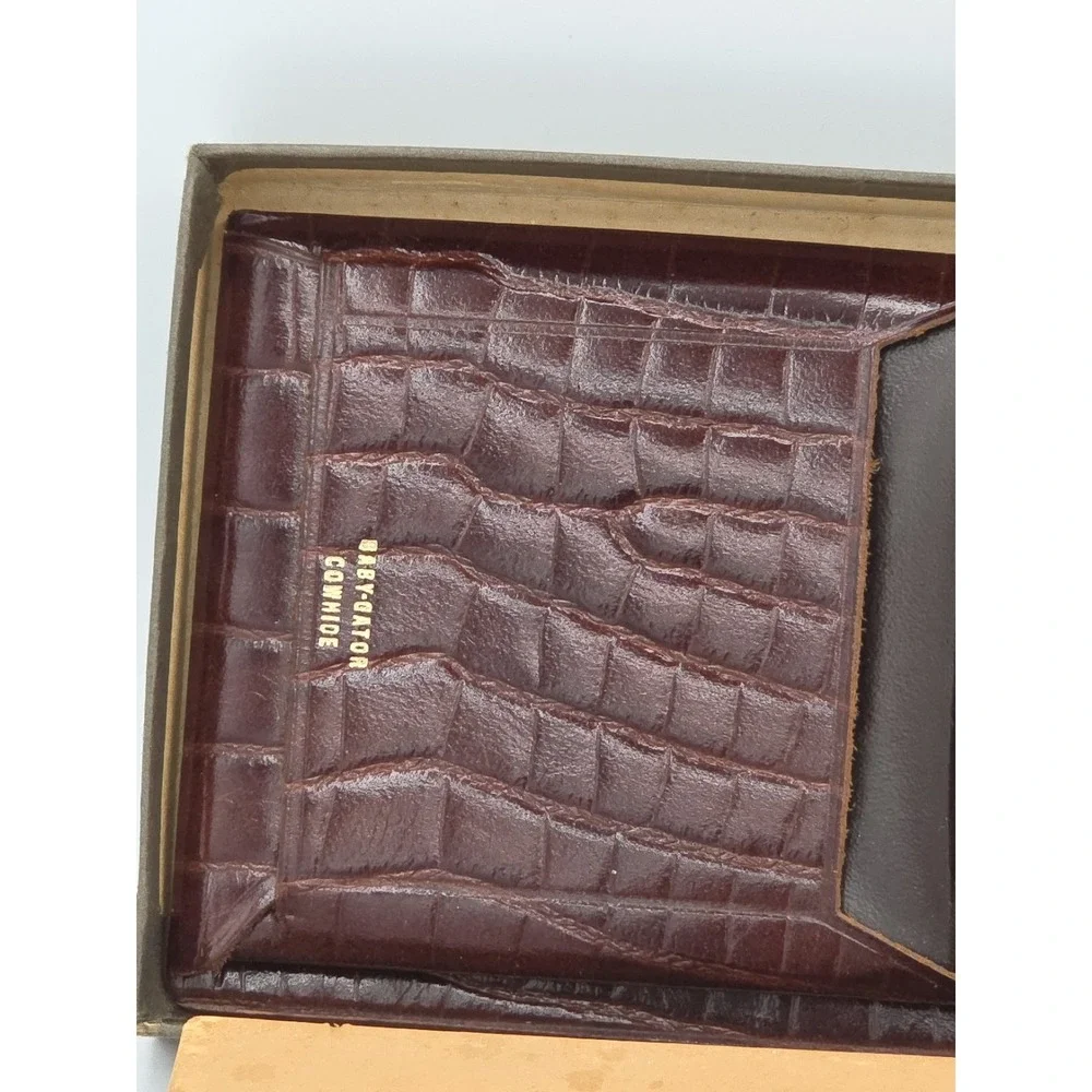 1960s‎ MCM Slim Bi-fold Wallet Brown Baby Alligator cowhide Leather NIB